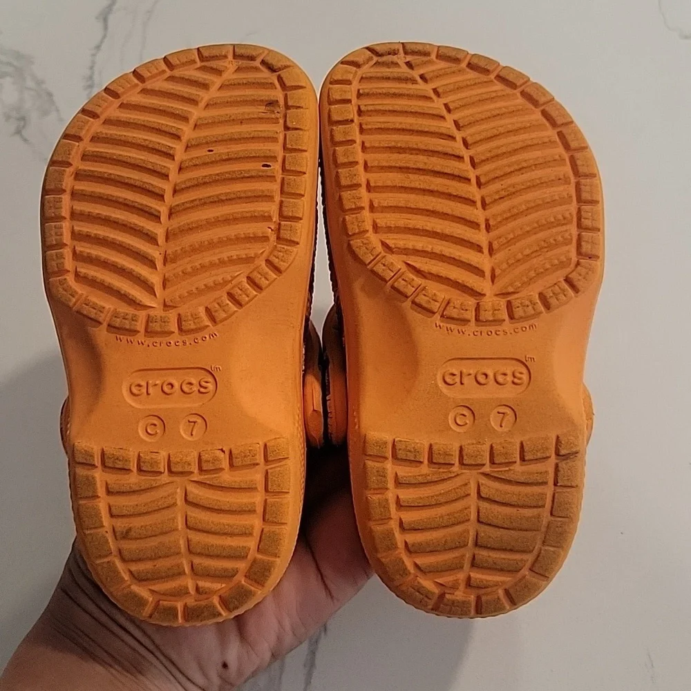 Jurrassic World Crocs Kids  Orange Animal Print Size 7